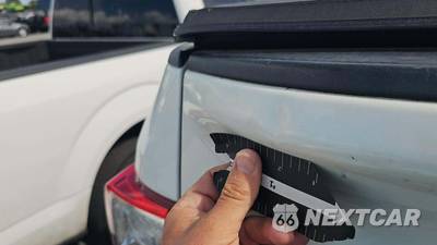 2017 Nissan TITAN XD Platinum Reserve Crew Cab Medium Bed - zdjęcie 24 z 29 - miniatura