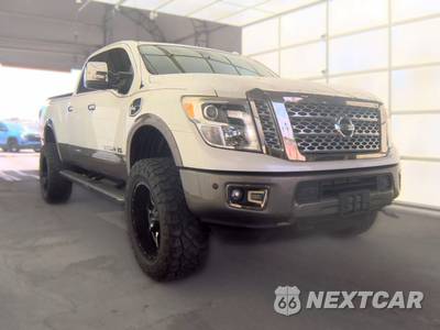 2017 Nissan TITAN XD Platinum Reserve Crew Cab Medium Bed - zdjęcie 3 z 29 - miniatura