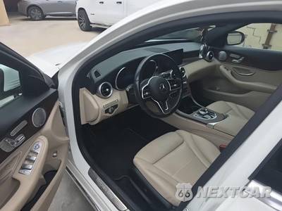 2021 Mercedes-Benz C 300 4MATIC Sedan - zdjęcie 13 z 21 - miniatura