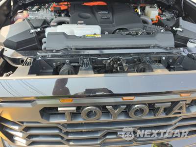 2026 Toyota Sequoia TRD Pro - zdjęcie 16 z 24 - miniatura