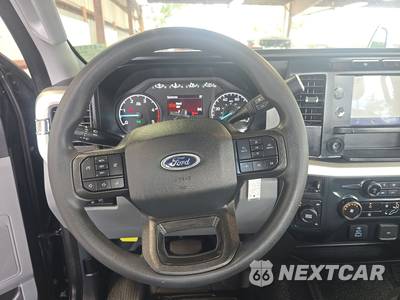 2023 Ford Super Duty F-350 XL Crew Cab Long Bed DRW - zdjęcie 10 z 23 - miniatura