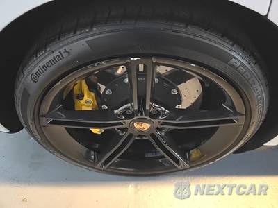 2020 Porsche Taycan Turbo S - zdjęcie 21 z 47 - miniatura
