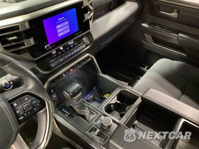 2022 Toyota Tundra SR5 Crew Cab Medium Bed - zdjęcie 20 z 23 - miniatura