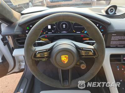 2024 Porsche Taycan GTS - zdjęcie 10 z 27 - miniatura