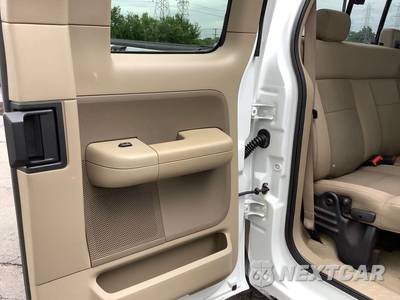 2005 Ford F-150 FX4 Extended Cab Medium Bed w/Rear Doors - zdjęcie 23 z 40 - miniatura