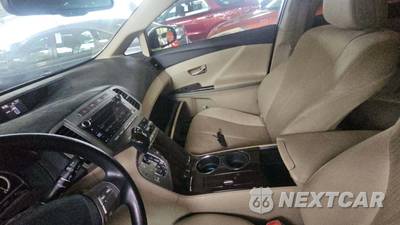 2010 Toyota Venza - zdjęcie 31 z 38 - miniatura