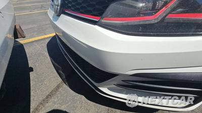 2019 Volkswagen Golf GTI SE Hatchback - zdjęcie 23 z 45 - miniatura