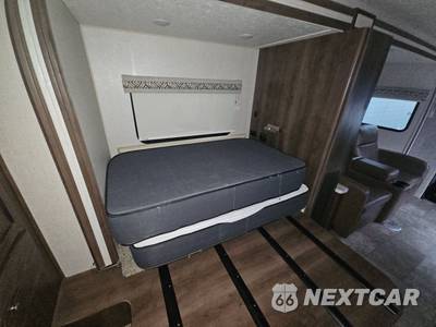 2017 Mercedes-Benz Sprinter 3500XD Cab Chassis DRW - zdjęcie 14 z 35 - miniatura