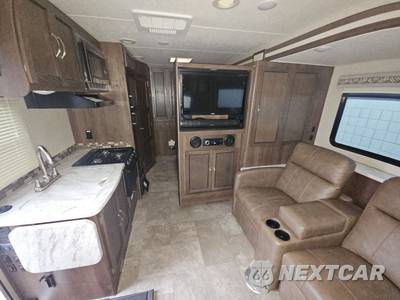 2017 Mercedes-Benz Sprinter 3500XD Cab Chassis DRW - zdjęcie 7 z 35 - miniatura