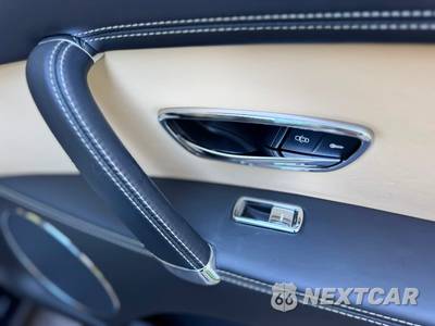 2014 Bentley Flying Spur W12 - zdjęcie 58 z 82 - miniatura