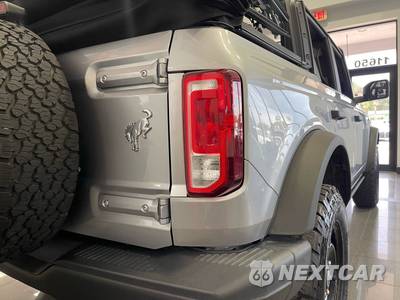 2023 Ford Bronco Black Diamond - zdjęcie 17 z 54 - miniatura