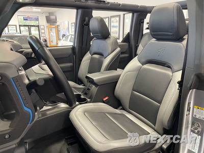 2023 Ford Bronco Black Diamond - zdjęcie 26 z 54 - miniatura