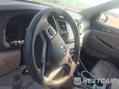 2017 Hyundai Tucson SE - zdjęcie 10 z 17 - miniatura