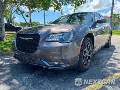 2019 Chrysler 300S - zdjęcie 1 z 20 - miniatura
