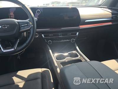 2025 Chevrolet Traverse Z71 - zdjęcie 17 z 27 - miniatura