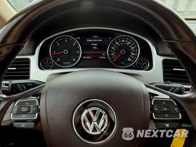 2012 Volkswagen Touareg TDI Executive - zdjęcie 37 z 49 - miniatura