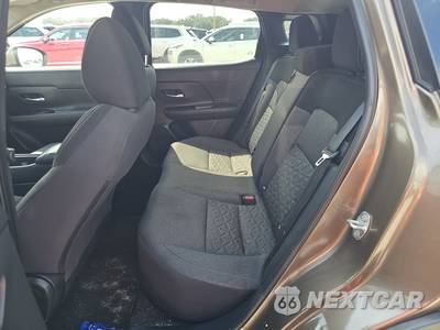 2025 Nissan Kicks SV - zdjęcie 19 z 27 - miniatura