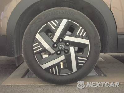 2025 Nissan Kicks SV - zdjęcie 9 z 27 - miniatura