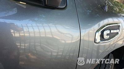 2016 Nissan TITAN XD SV Crew Cab Medium Bed - zdjęcie 26 z 32 - miniatura
