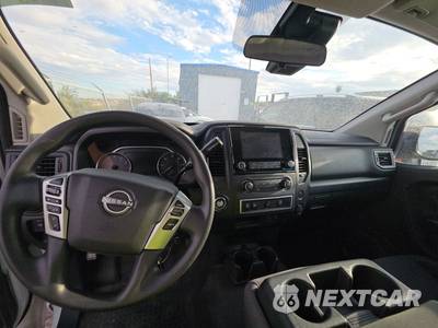 2023 Nissan TITAN S Crew Cab Short Bed - zdjęcie 11 z 22 - miniatura