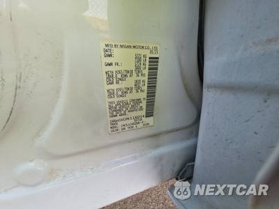 2023 Nissan TITAN S Crew Cab Short Bed - zdjęcie 14 z 22 - miniatura