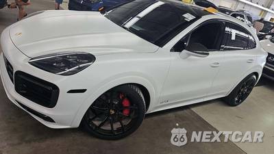 2023 Porsche Cayenne GTS Coupe - zdjęcie 21 z 23 - miniatura