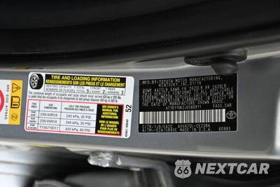 2018 Toyota Camry SE - zdjęcie 23 z 23 - miniatura