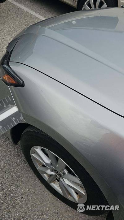 2025 Toyota Camry LE - zdjęcie 19 z 28 - miniatura