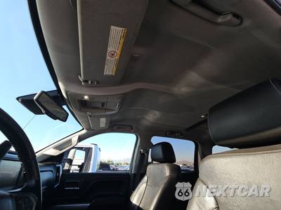 2019 Chevrolet Silverado 2500HD LTZ Crew Cab Medium Bed 1LZ - zdjęcie 20 z 53 - miniatura