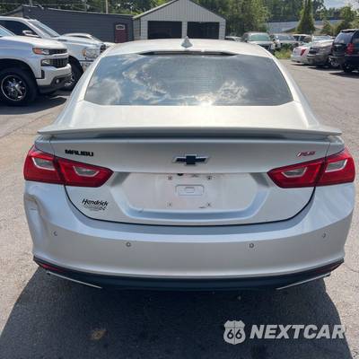 2021 Chevrolet Malibu RS 1SP - zdjęcie 2 z 43 - miniatura
