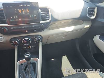 2022 Hyundai Venue Limited - zdjęcie 11 z 49 - miniatura
