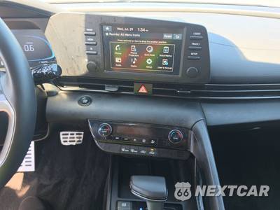 2026 Hyundai Elantra SEL Sport - zdjęcie 11 z 40 - miniatura