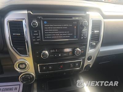 2018 Nissan TITAN PRO-4X Crew Cab Short Bed - zdjęcie 11 z 20 - miniatura