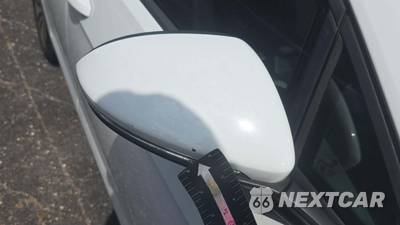 2016 Volkswagen e-Golf SE Hatchback - zdjęcie 26 z 36 - miniatura