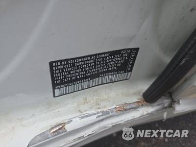 2016 Volkswagen e-Golf SE Hatchback - zdjęcie 14 z 36 - miniatura