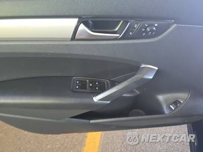 2021 Volkswagen Passat 2.0T SE - zdjęcie 9 z 42 - miniatura