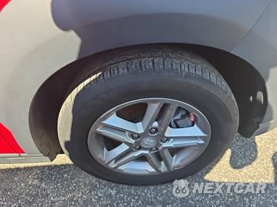 2021 Hyundai Kona SE - zdjęcie 9 z 21 - miniatura