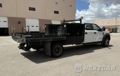 2017 Ford Super Duty F-550 Cab Chassis XL Crew Cab DRW - zdjęcie 2 z 13 - miniatura