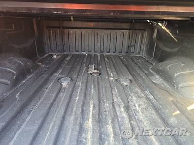 2018 Nissan TITAN XD SV Crew Cab Medium Bed - zdjęcie 16 z 18 - miniatura