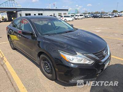 2016 Nissan Altima 2.5 S - zdjęcie 3 z 42 - miniatura