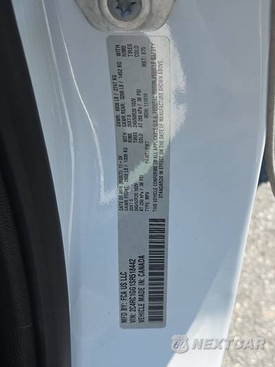 2025 Chrysler Pacifica Limited 121.6" WB - zdjęcie 15 z 36 - miniatura