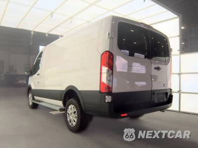2025 Ford Transit 250 Cargo Van Low Roof 130.0" WB - zdjęcie 6 z 23 - miniatura