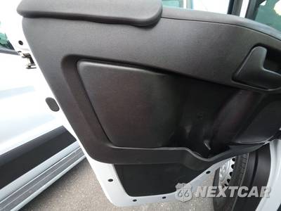 2025 Ram ProMaster 2500 Cargo Van Tradesman w/Passenger Seat Low Roof 136.0" WB - zdjęcie 9 z 28 - miniatura