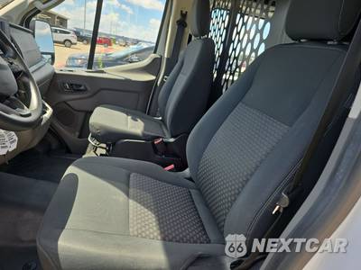 2025 Ford Transit 250 Cargo Van Low Roof 130.0" WB - zdjęcie 7 z 24 - miniatura