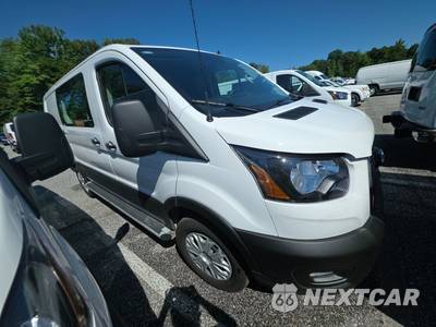 2025 Ford Transit 250 Cargo Van Low Roof 130.0" WB - zdjęcie 3 z 20 - miniatura