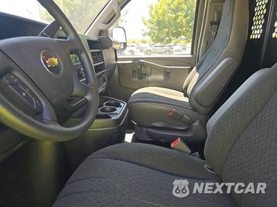 2025 Chevrolet Express 2500 Cargo Van 1WT 135.0" WB - zdjęcie 7 z 23 - miniatura