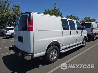2025 Chevrolet Express 2500 Cargo Van 1WT 135.0" WB - zdjęcie 4 z 26 - miniatura