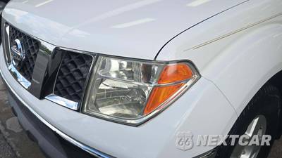 2008 Nissan Frontier SE Crew Cab Medium Bed - zdjęcie 23 z 35 - miniatura