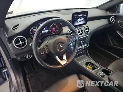 2019 Mercedes-Benz CLA 250 4MATIC - zdjęcie 11 z 25 - miniatura