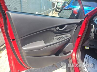 2020 Hyundai Kona SE - zdjęcie 9 z 21 - miniatura